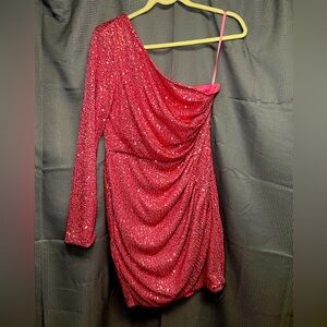 Elegant Pink One-Shoulder Dress